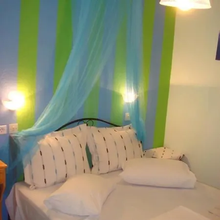 Barbara Apartmanhotel *