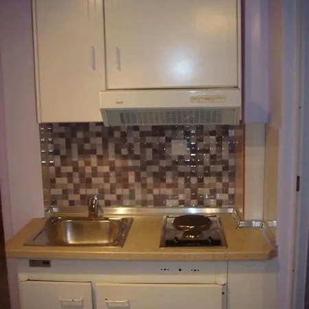 Barbara Apartmanhotel *